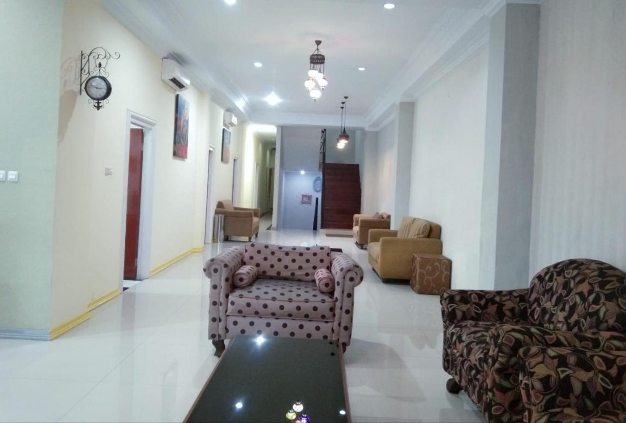 Hatta Hotel Bengkulu Luaran gambar